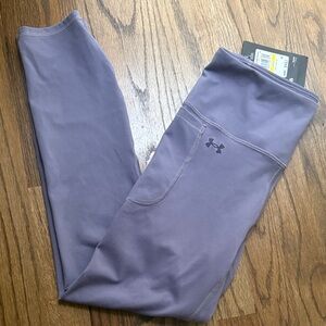 NWT women’s Under Armour Lavender Ankle length Performance Leggings